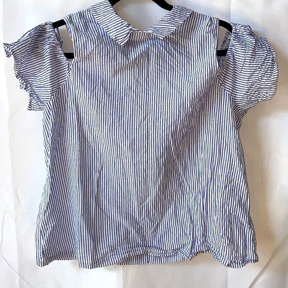 Twine & String Cold Shoulder Collar Top